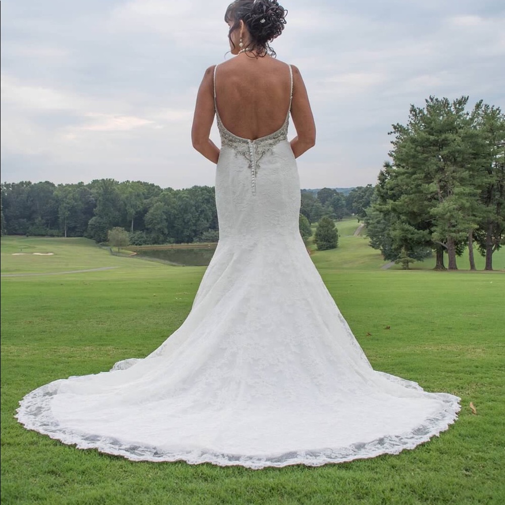 Wedding dress